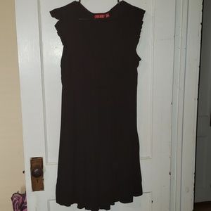 Elle black pleated front dress